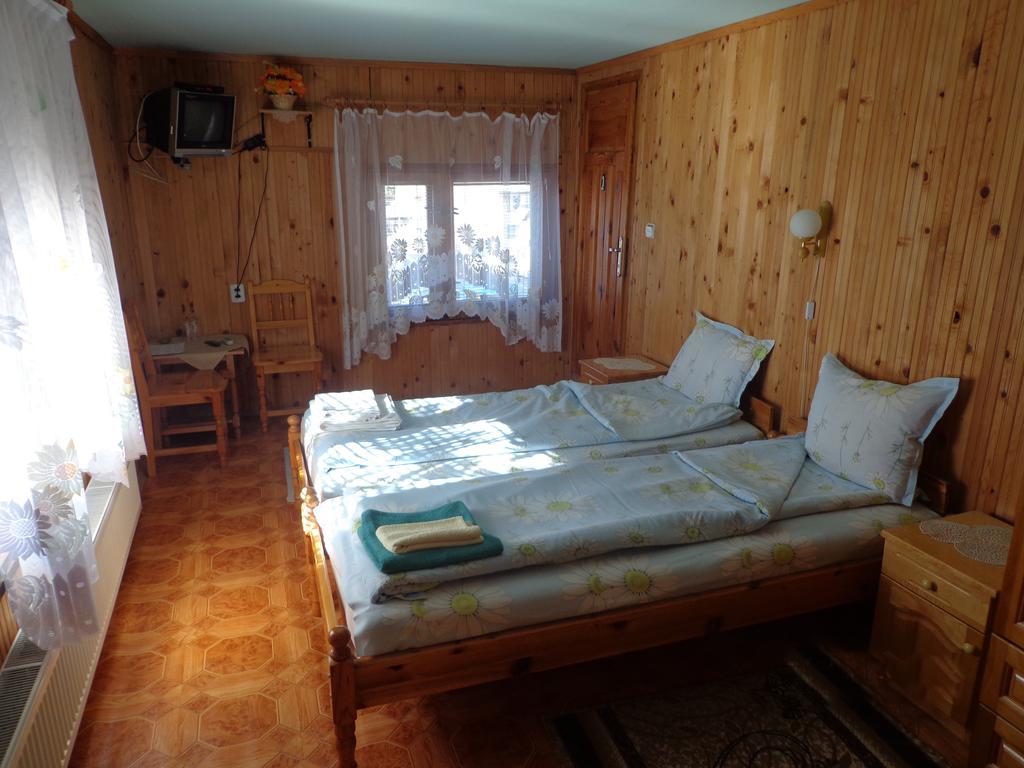 Family Hotel Ecorelax Madzhare 外观 照片